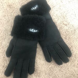 UGG gloves